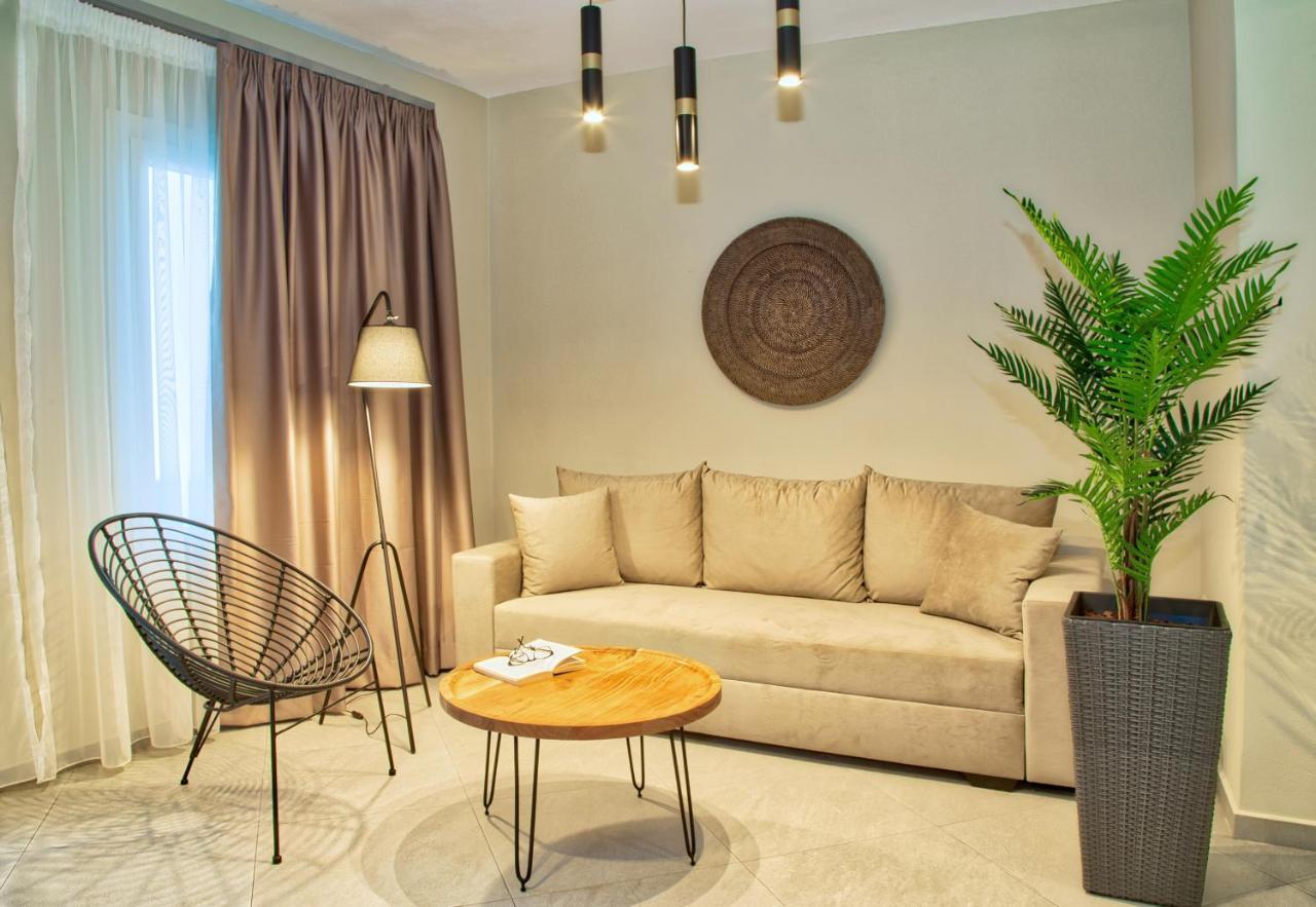 Corali Suites Andros Batsíon Extérieur photo