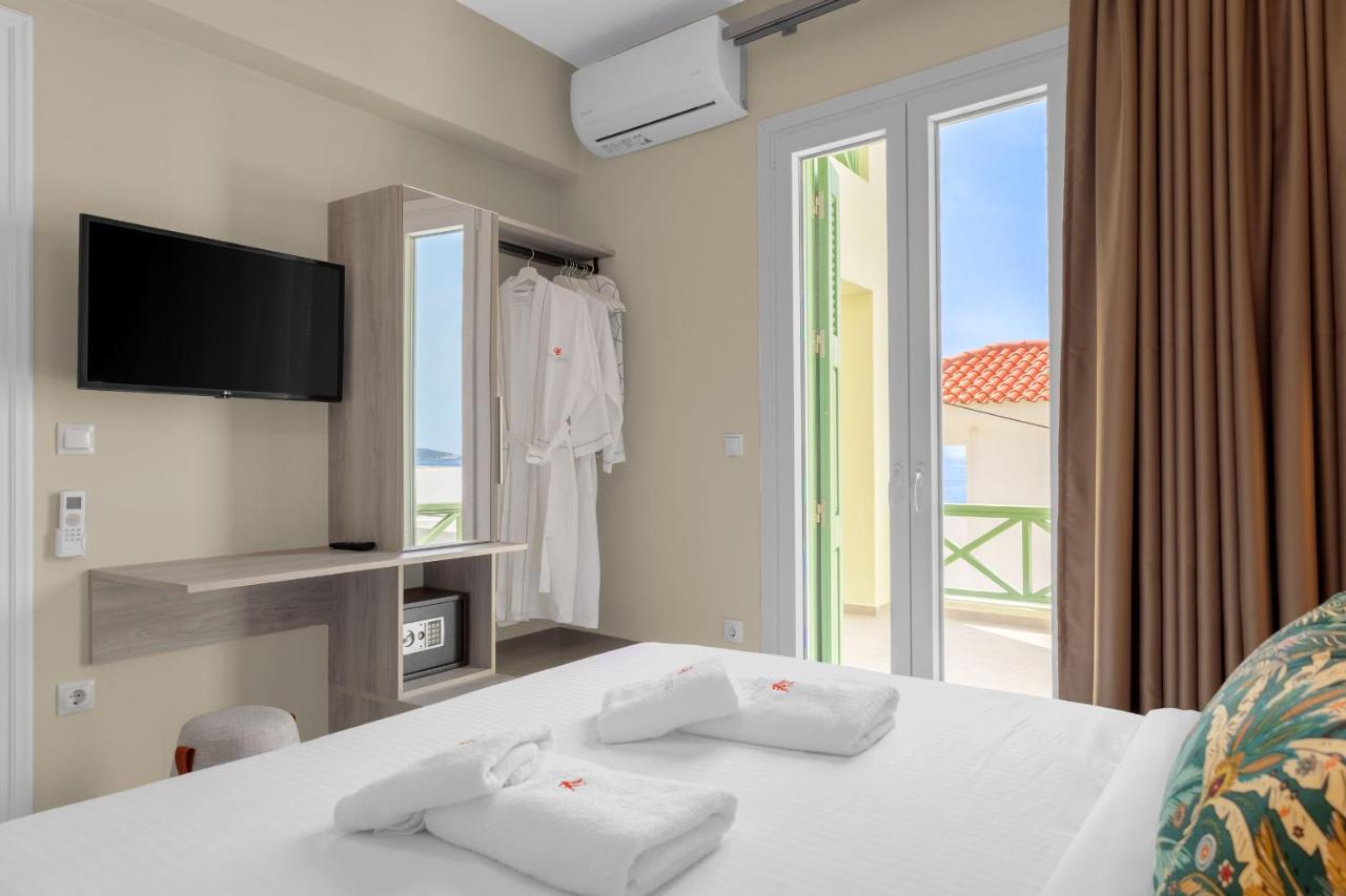 Corali Suites Andros Batsíon Extérieur photo