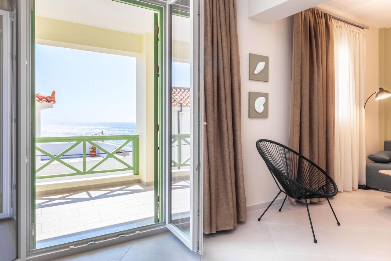 Corali Suites Andros Batsíon Extérieur photo