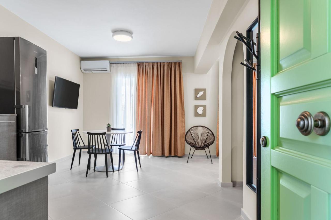 Corali Suites Andros Batsíon Extérieur photo